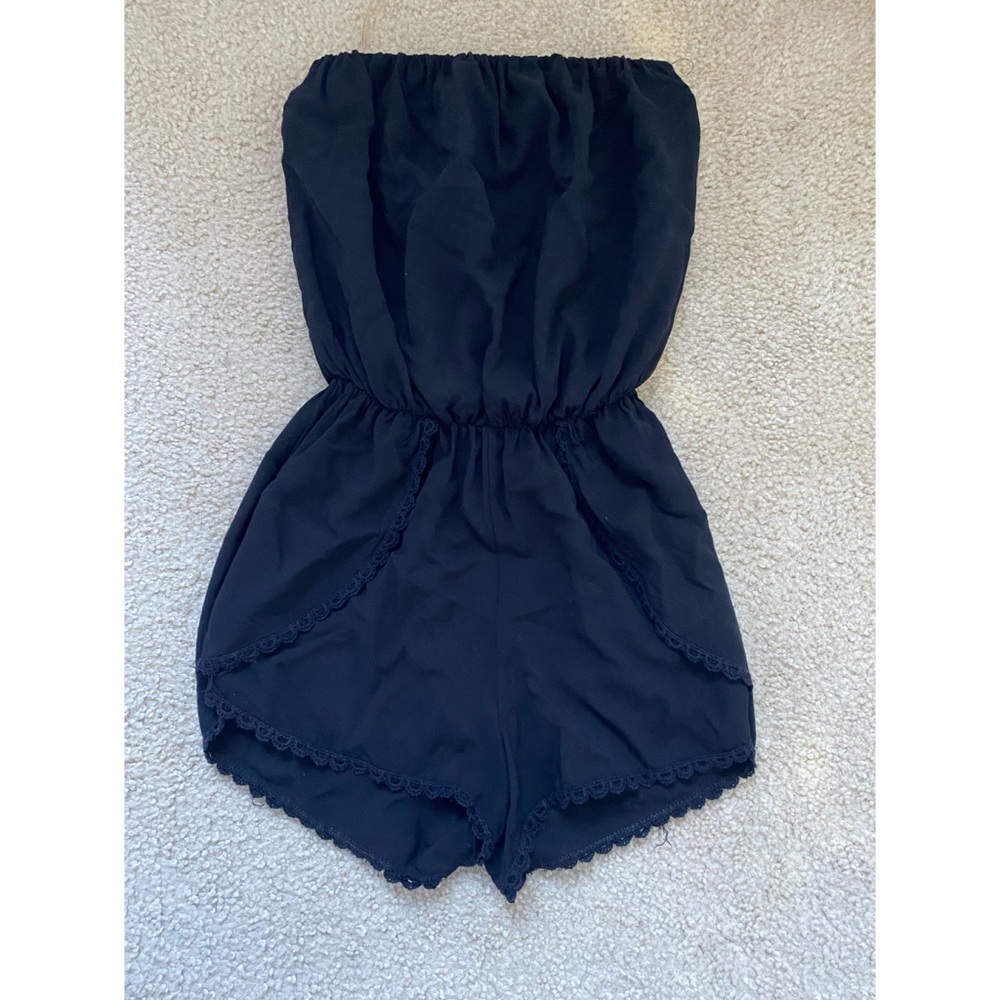 Black sleeveless jumpsuit, romper
